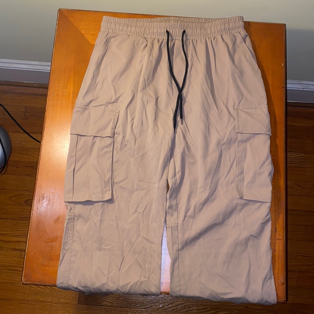 Khaki cargos